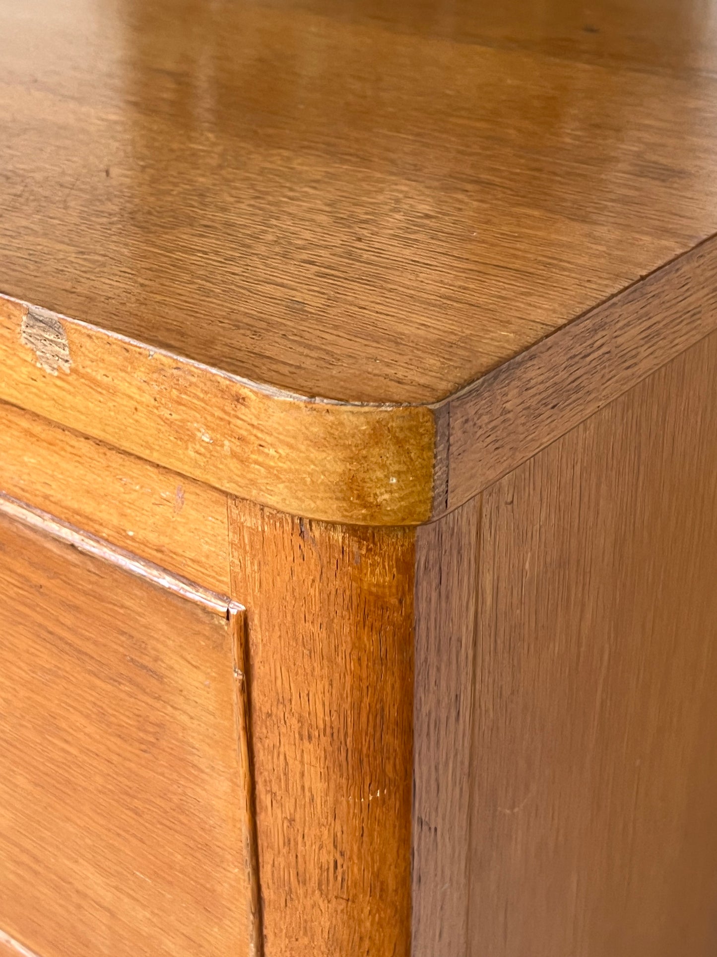 Rustic Style 4-Drawer Dresser