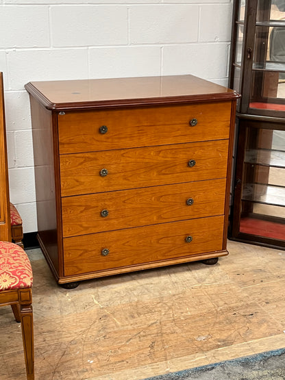 Wooden Style 4-Drawer Dresser