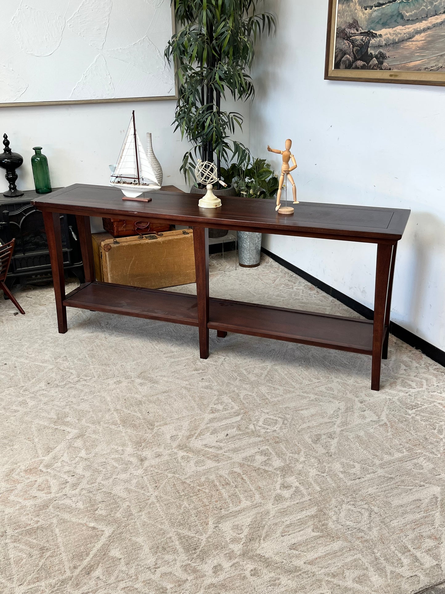 Traditional Style 72" Wooden Console