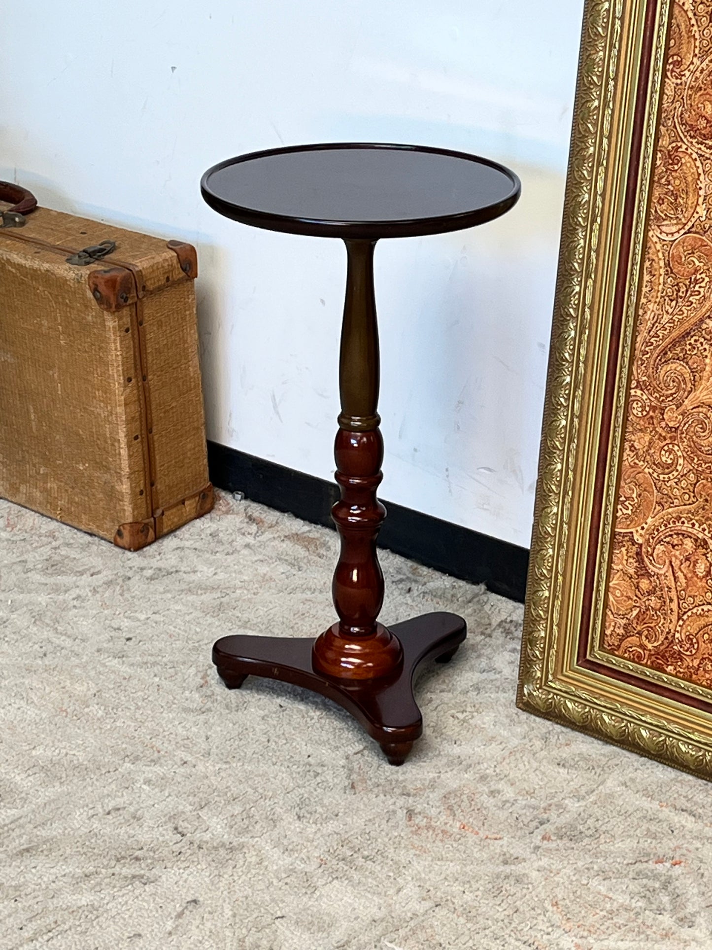 Bombay Company round 22" Side Table