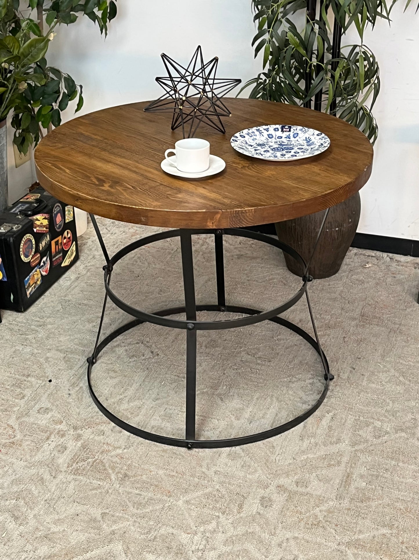 Rustic Style Oval Dining Table