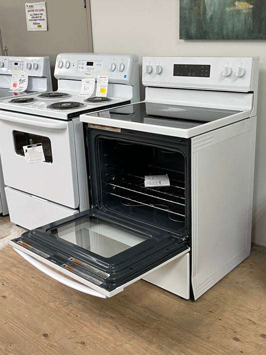 Whirlpool 5.3 Cu.ft White Freestanding Electric Range - Dents On Side