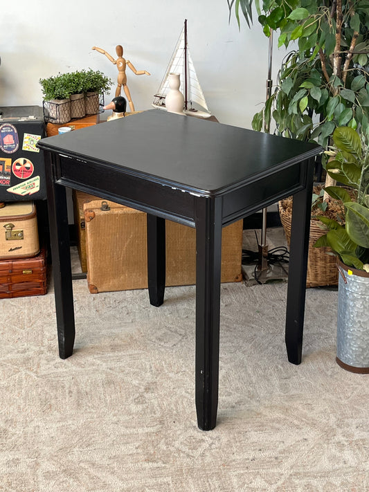 Traditional Wooden End Table
