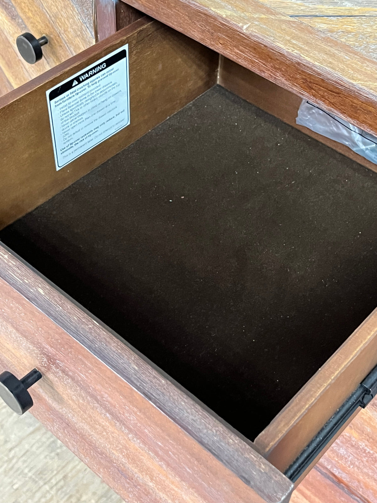 Mid Century Style 5 Drawer and 1 Door Wooden Dresser
