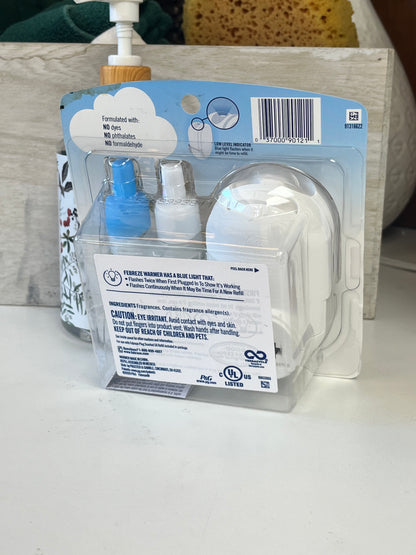 Febreze Plug Starter Kit