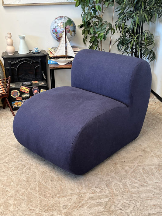 Armless Rounded Accent Chair
