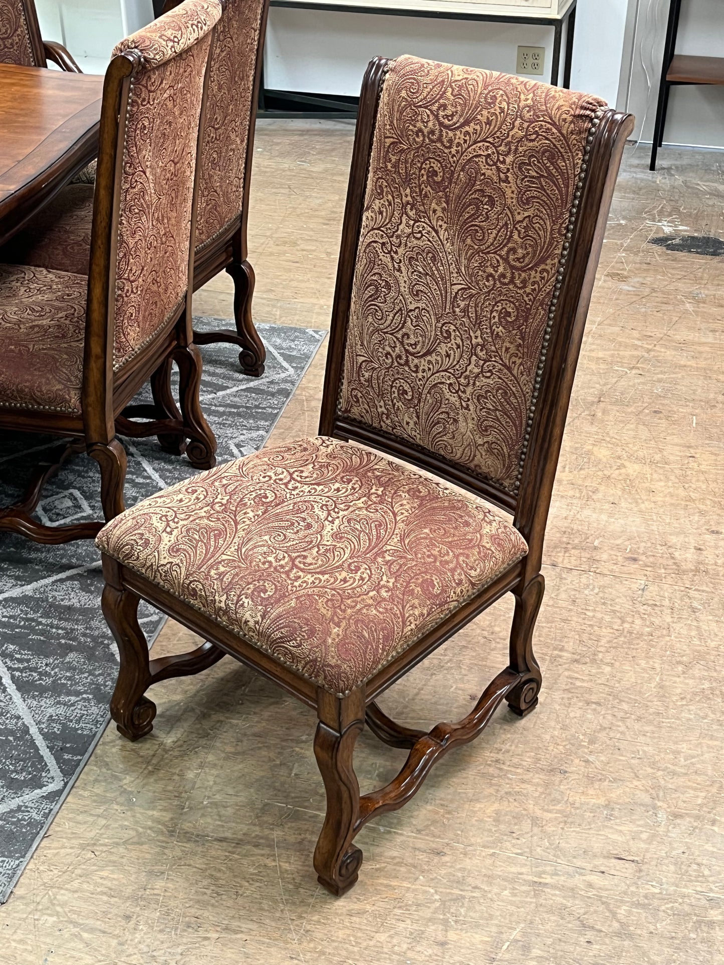 Traditional Style Wooden Dining Set