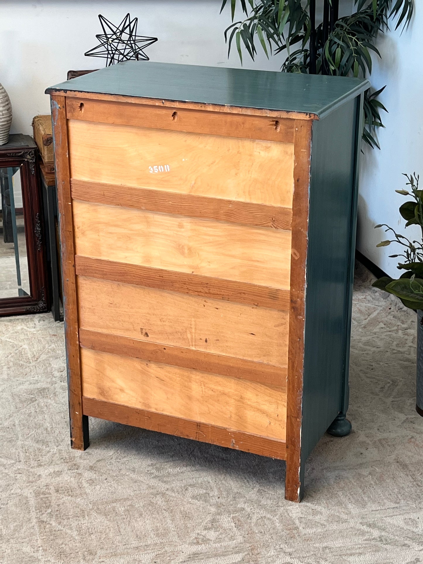 Traditional Style 4-Drawer Blue Dresser