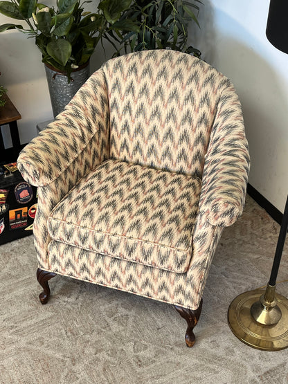Vintage Style Zip-Zag Pattern Linen Chair