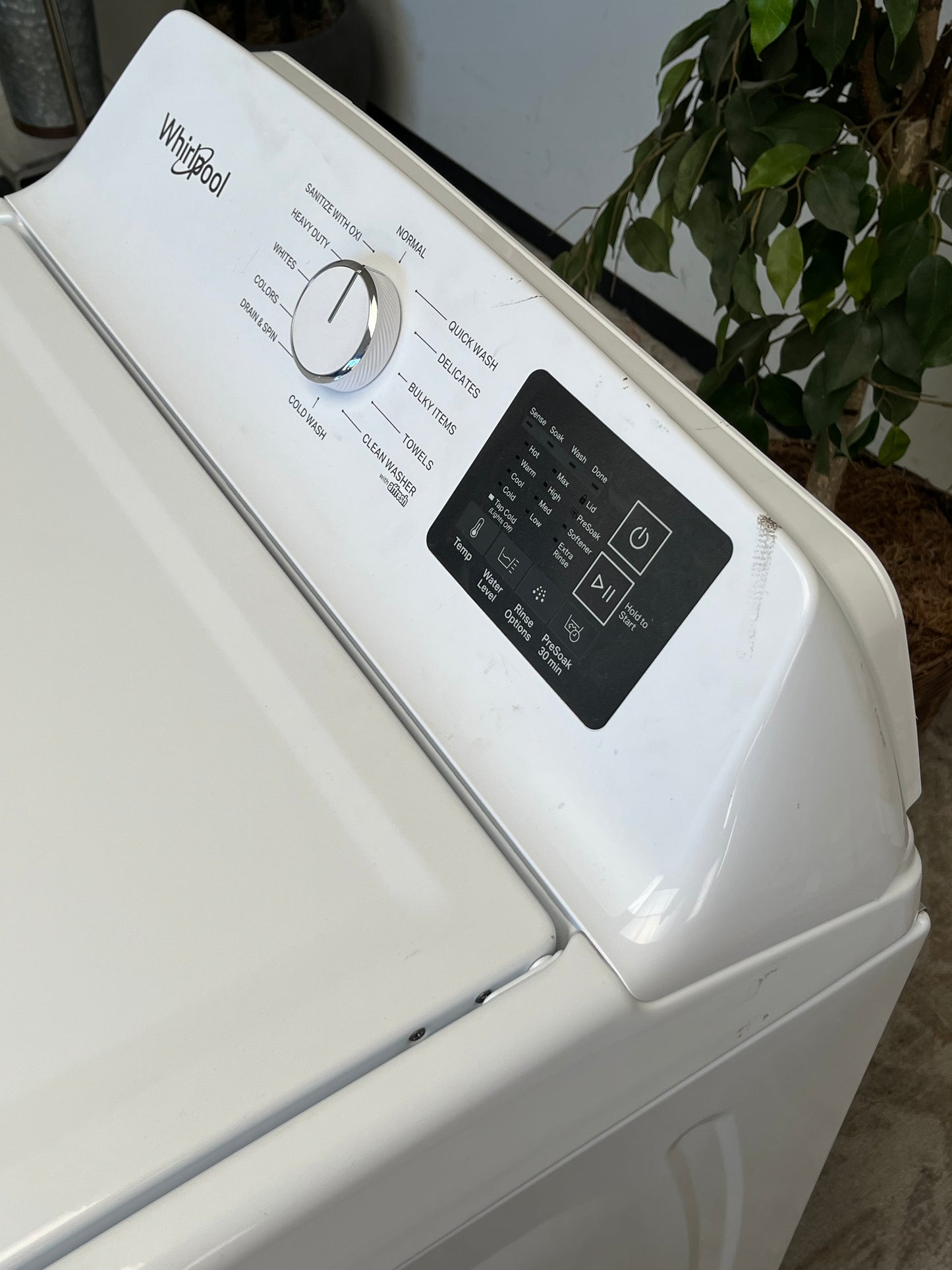 Whirlpool 4.5 cu. ft. Top Load Washer - Dented