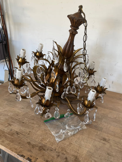 Antique Style Bronze Tone 8-Light Chandelier