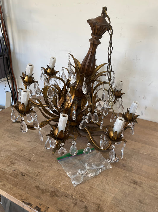 Antique Style Bronze Tone 8-Light Chandelier