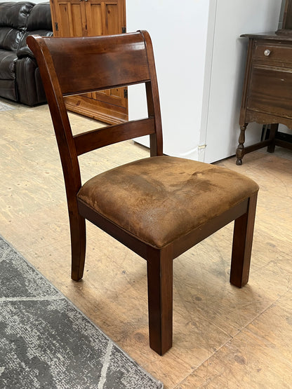 Legacy Furniture Rustic Style Dining Set With 6 Chairs