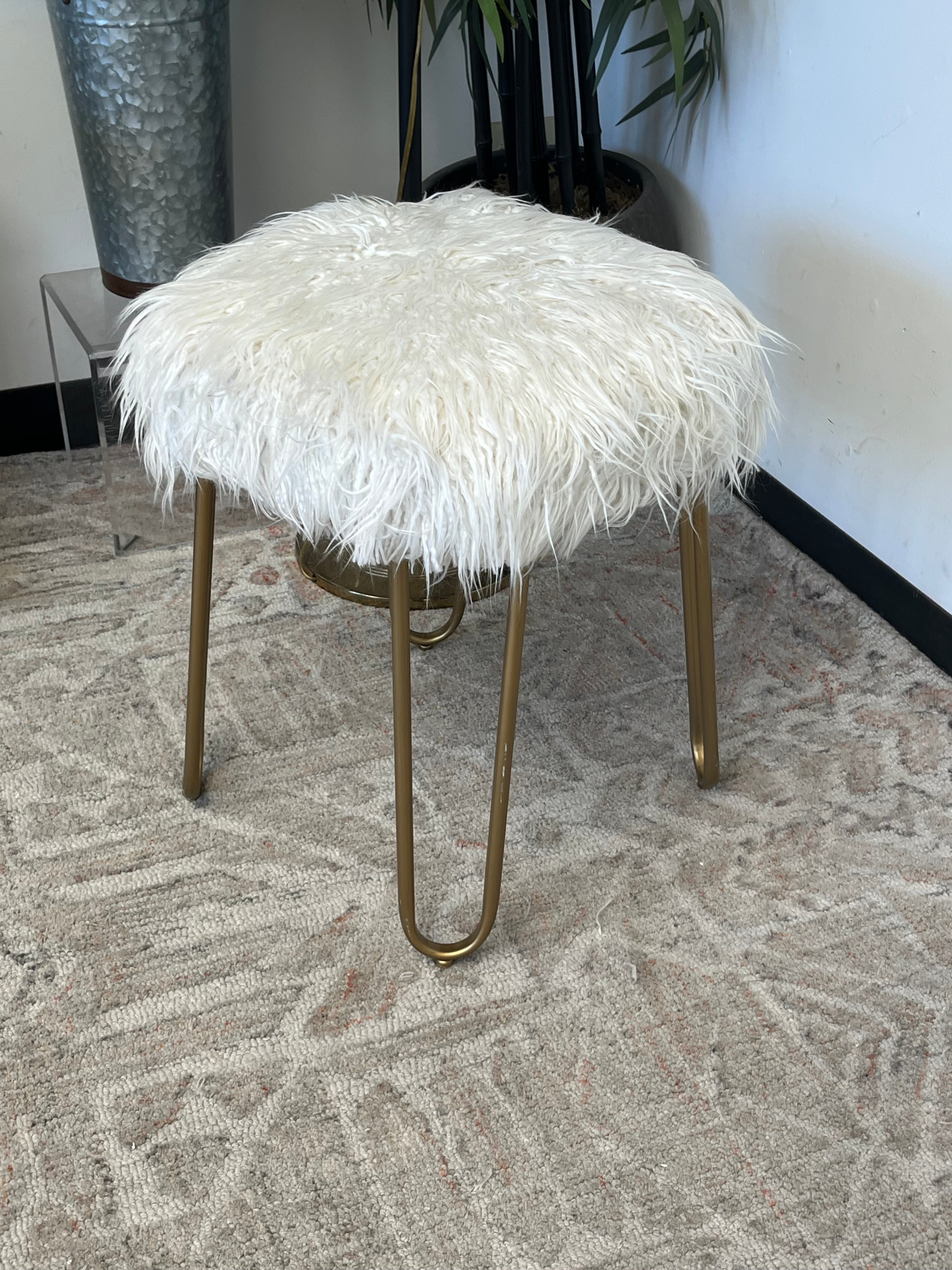 Small Fuzzy Ottoman – SAN GABRIEL VALLEY HABITAT FOR HUMANITY