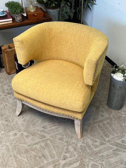 Vintage Style Rounded Accent Chair