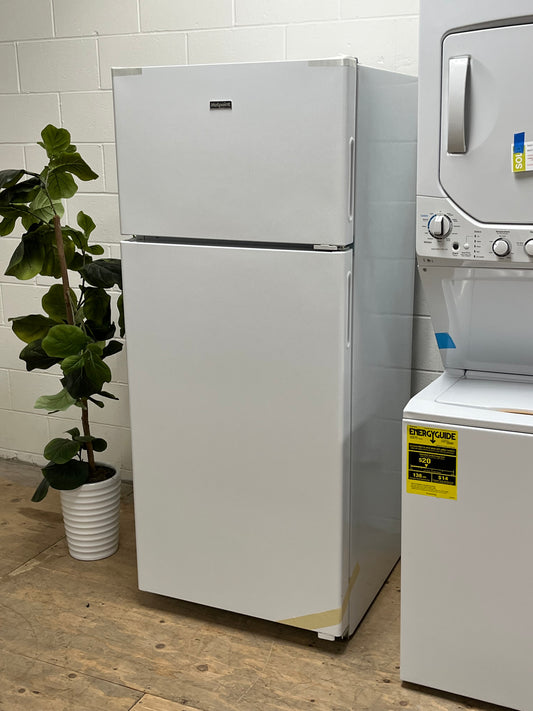 Hotpoint 17.5 Cu. Ft. Top Freezer Refrigerator