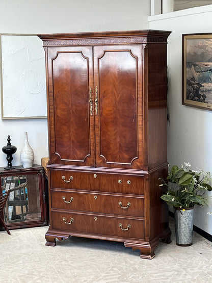 Drexel Vintage Traditional Devoncourt Armoire Wardrobe Closet