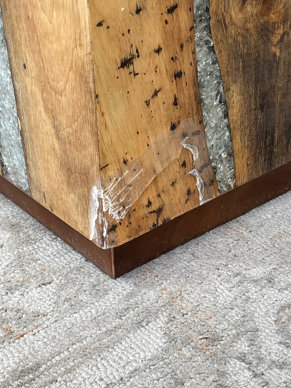 Rustic Style Resin Wooden Cube