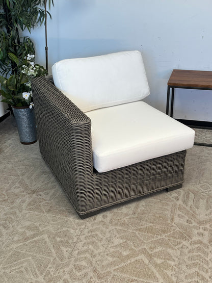 Outdoor Gray Rattan Right-Arm Seat