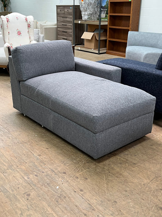 Modern Left-Arm Chaise w/ Storage