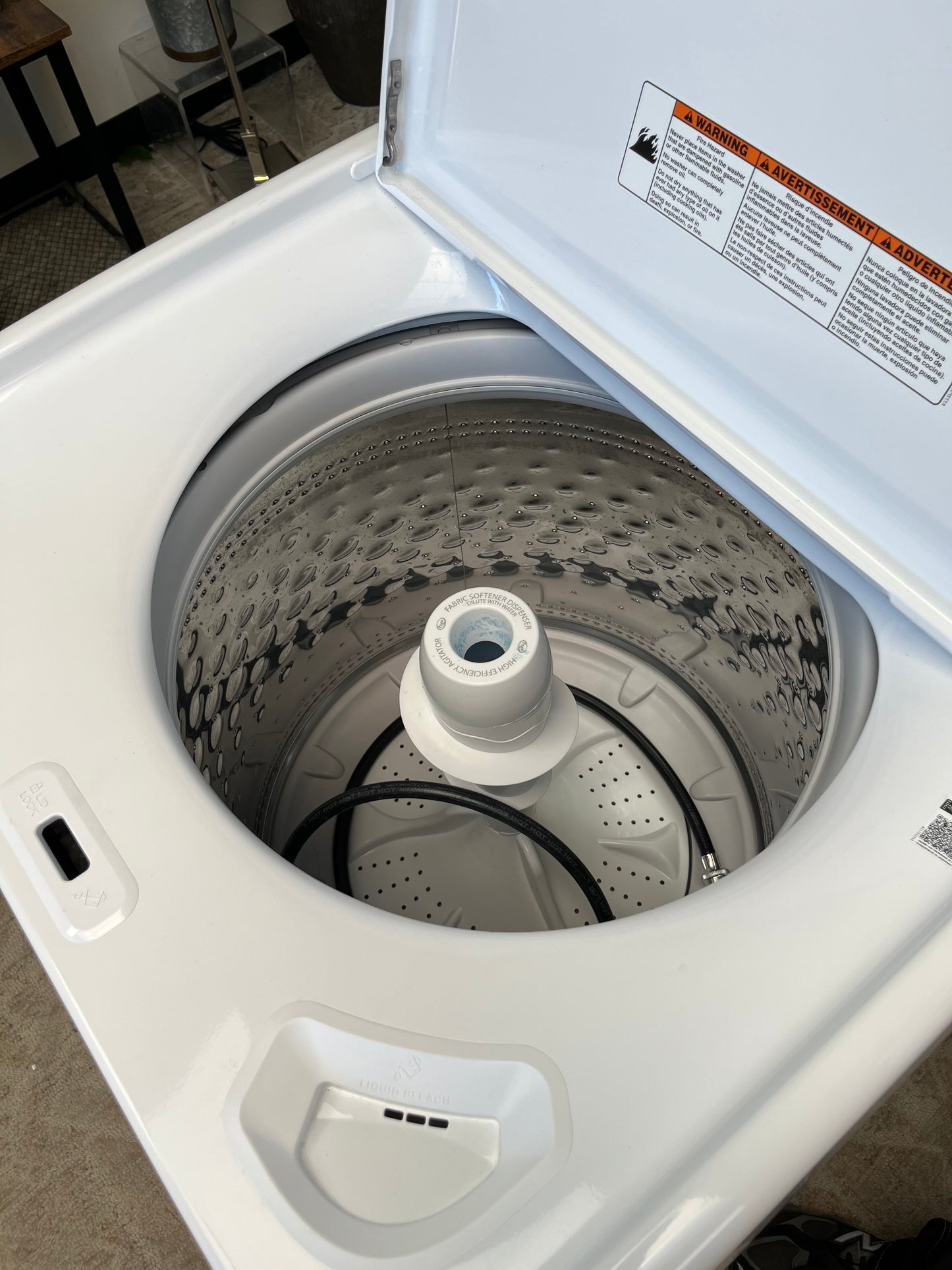 Whirlpool 4.5 cu. ft. Top Load Washer - Dented