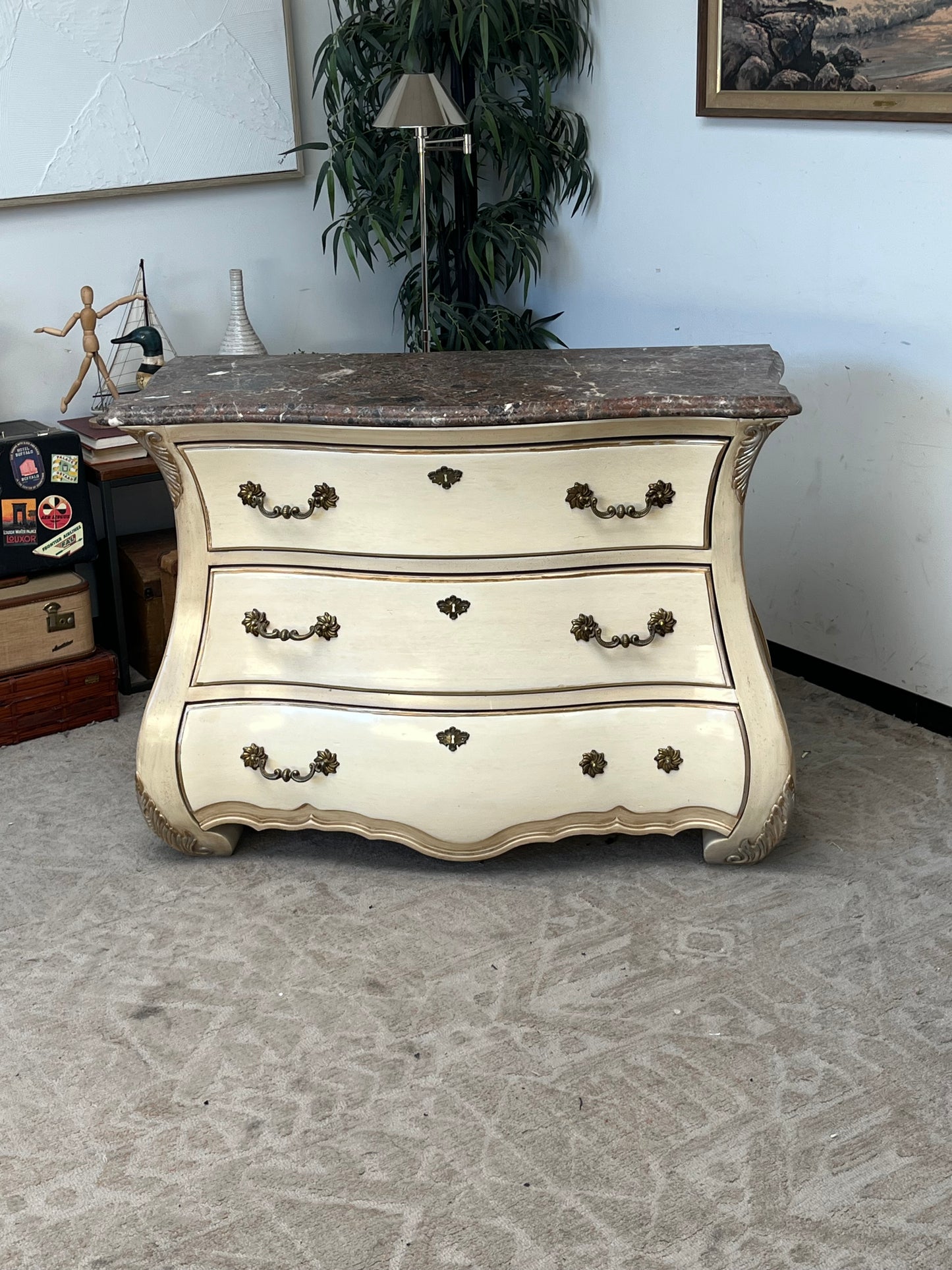 Century French Style 3-Drawer Dresser