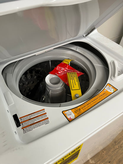 GE 2.3 cu. ft. Washer 4.4 cu. ft. Electric Dryer Combo