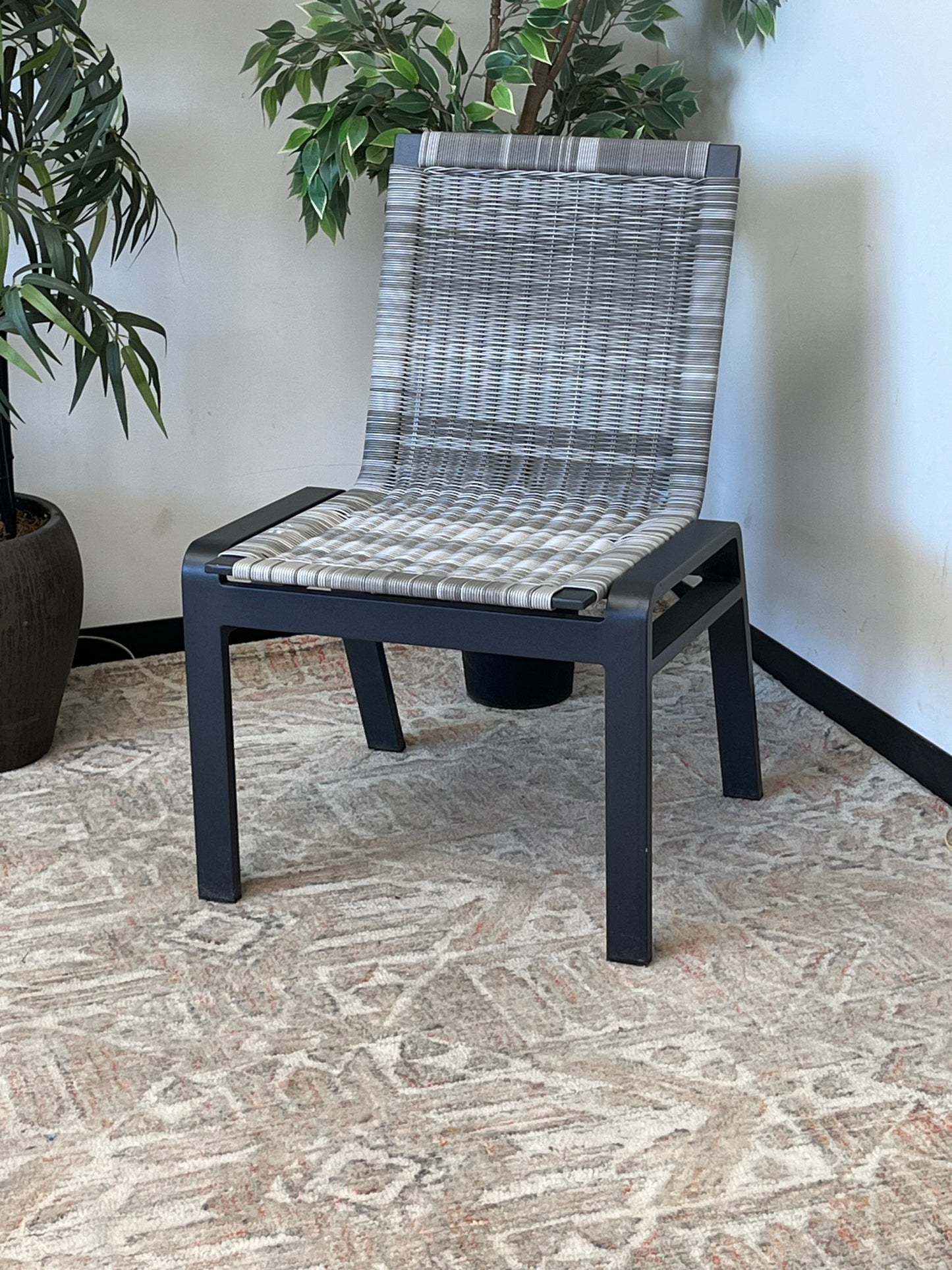 Modern Outdoor Wicker Patio Chair