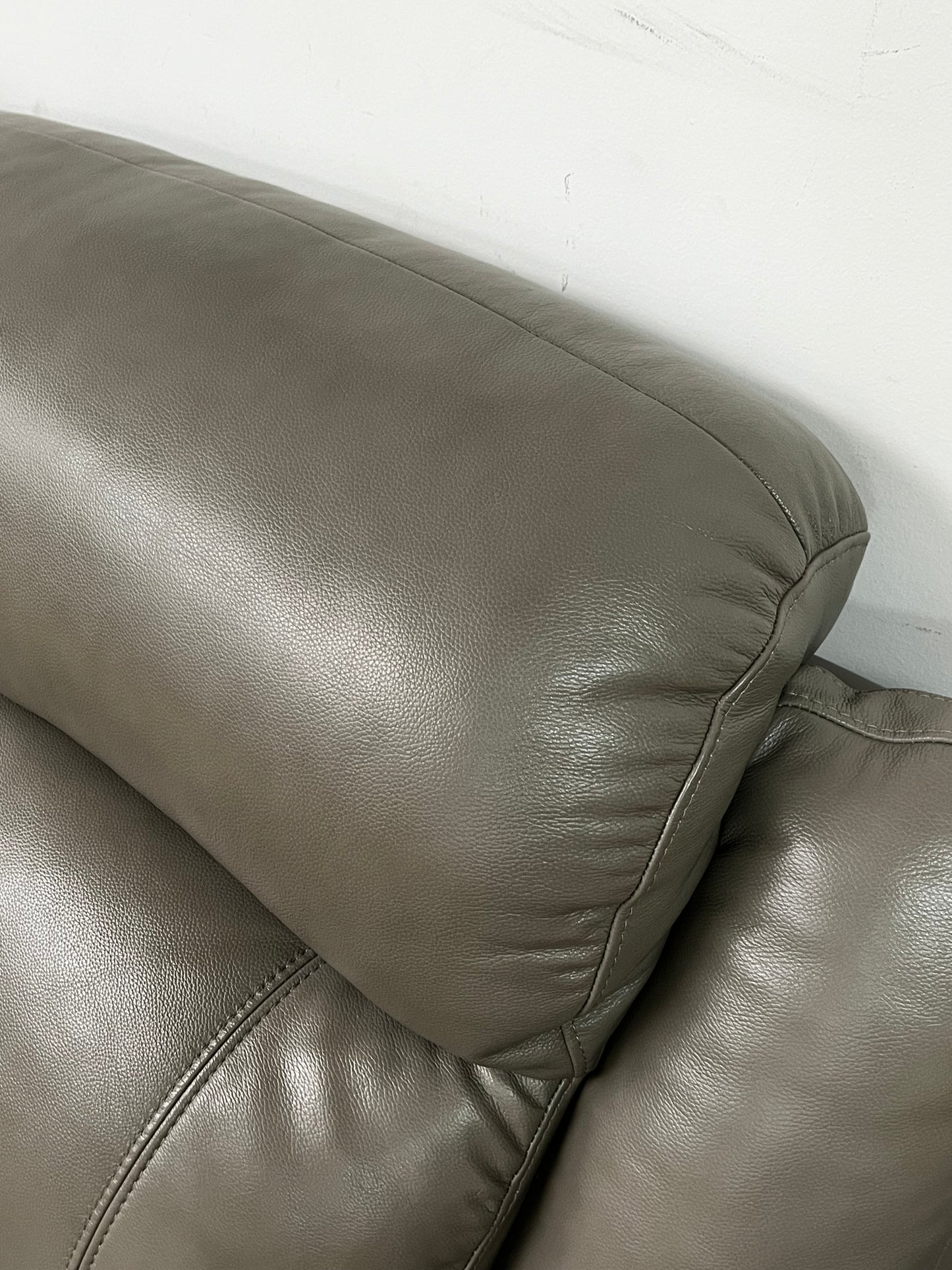 Abbyson Home Reclining Loveseat
