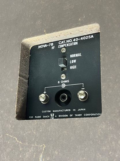 Realistic Nova-7B Walnut Finish Speakers