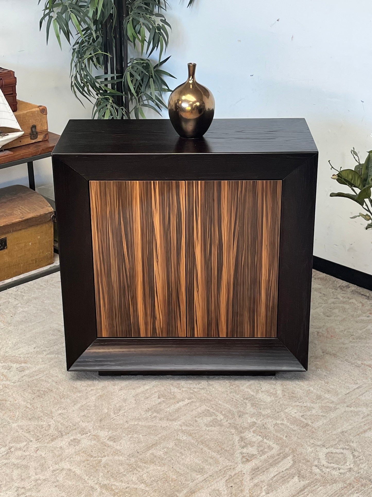 Modern Style Wooden Storage Cabinet