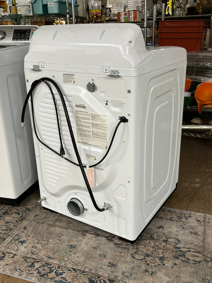 Samsung 7.4 cu. ft. Gas Dryer in White