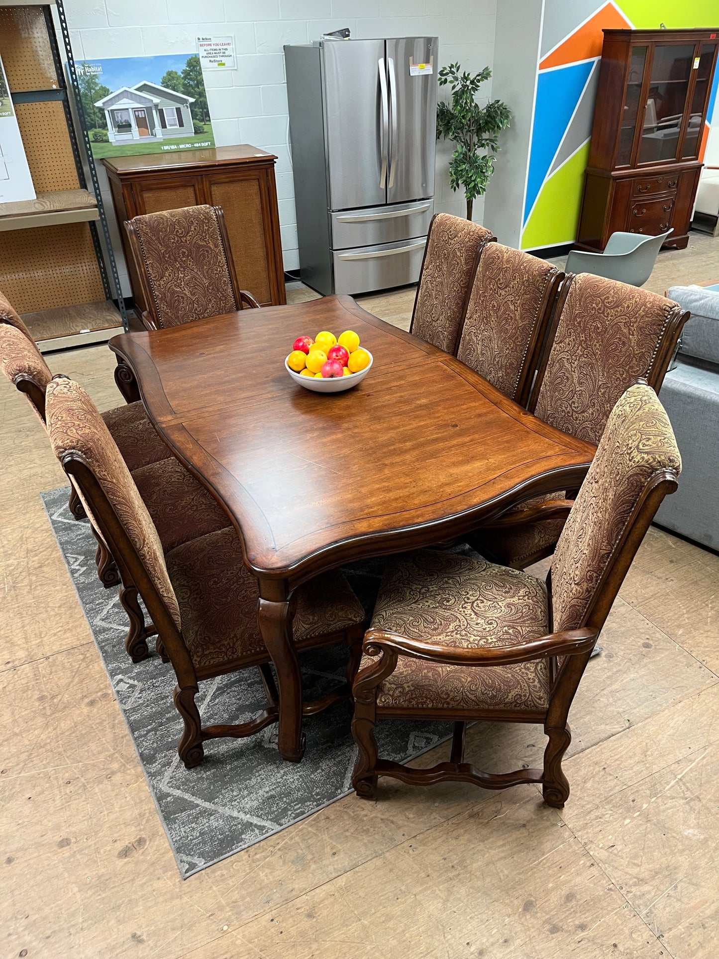 Traditional Style Wooden Dining Set