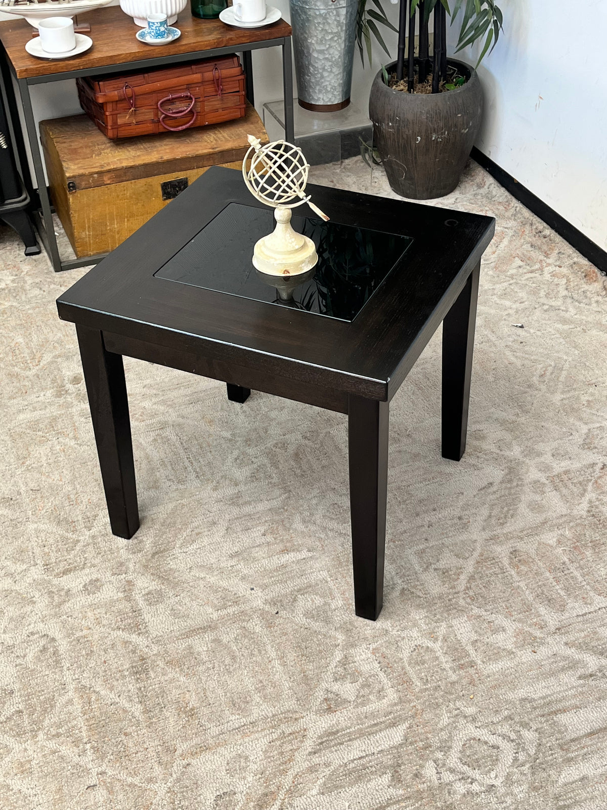 Traditional Style Glasstop Sidetable