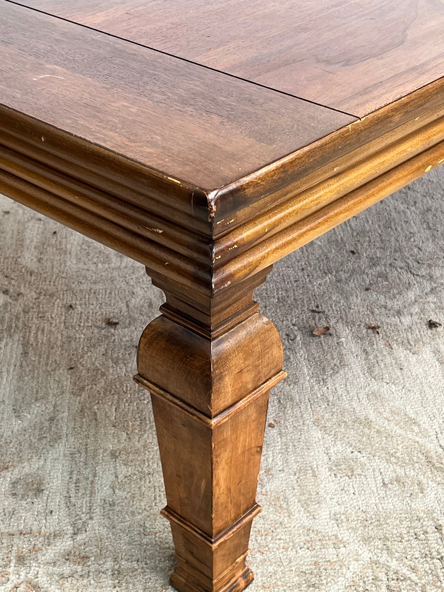 Lane Furniture 50" Coffee Table