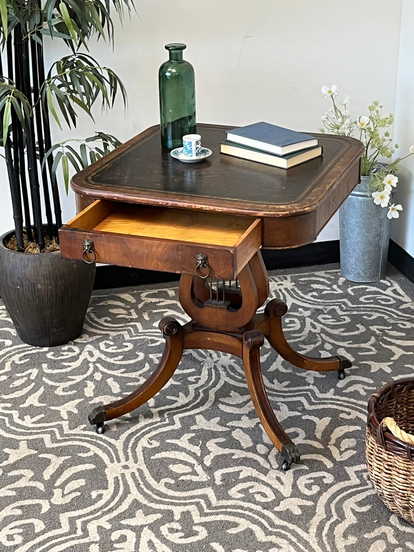 Federalist Style Accent Table