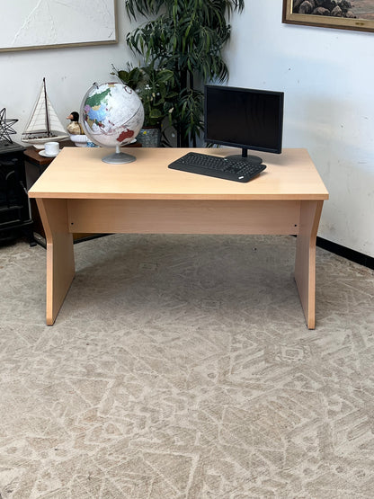 Modern Style Office Desk