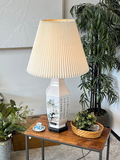 Vintage Chinoiserie Lamp - Village Scene