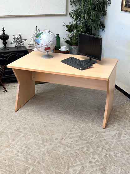 Modern Style Office Desk