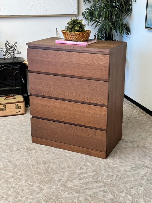 Modern Style 4-Drawer Dresser