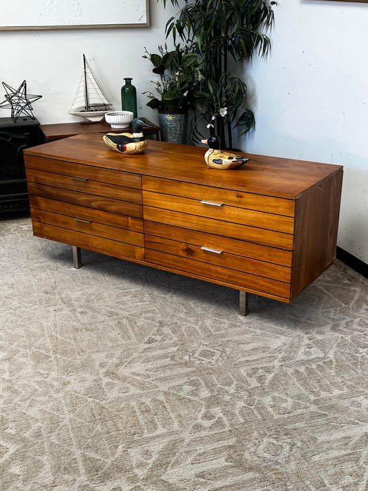 Mid-Century Style 4-Drawer Dresser
