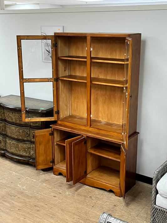 Traditional Style 45" Buffet & Hutch Cabinet