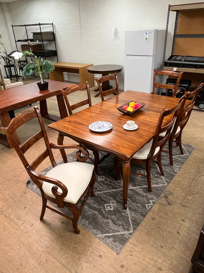 Hendredon Vintage Wooden Dining Set