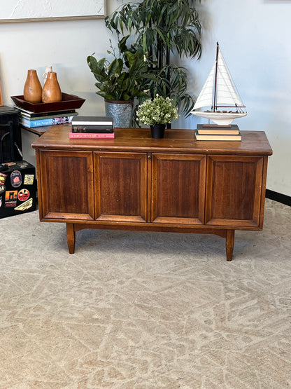 Lane Furniture Mid Century Wooden Cedar Chest - Broken Leg