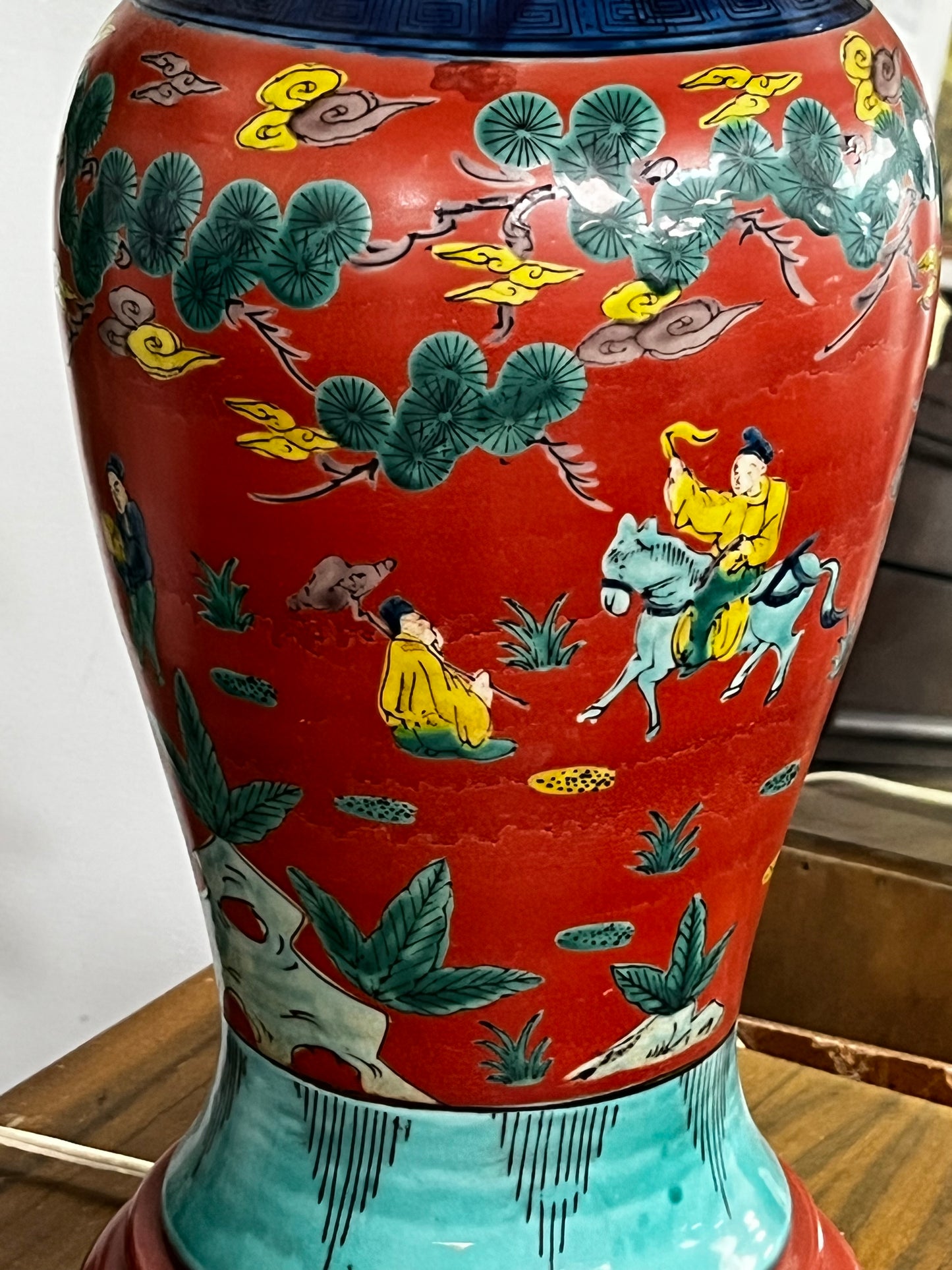 Chinoiserie Ceramic Table Lamp