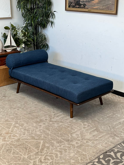Noble House Mid Century Style Chaise