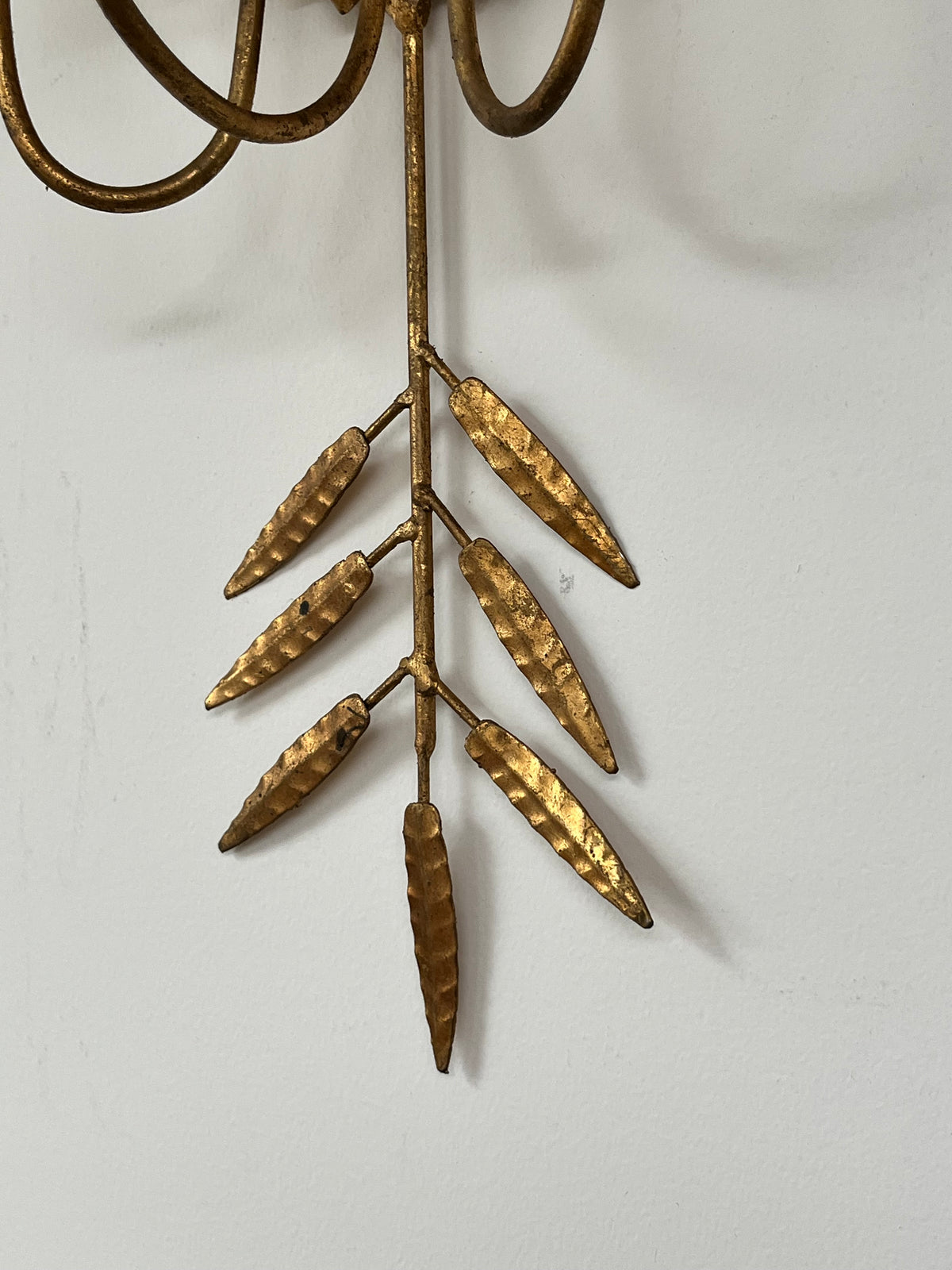 Rustic Style Floral Gold Sconce