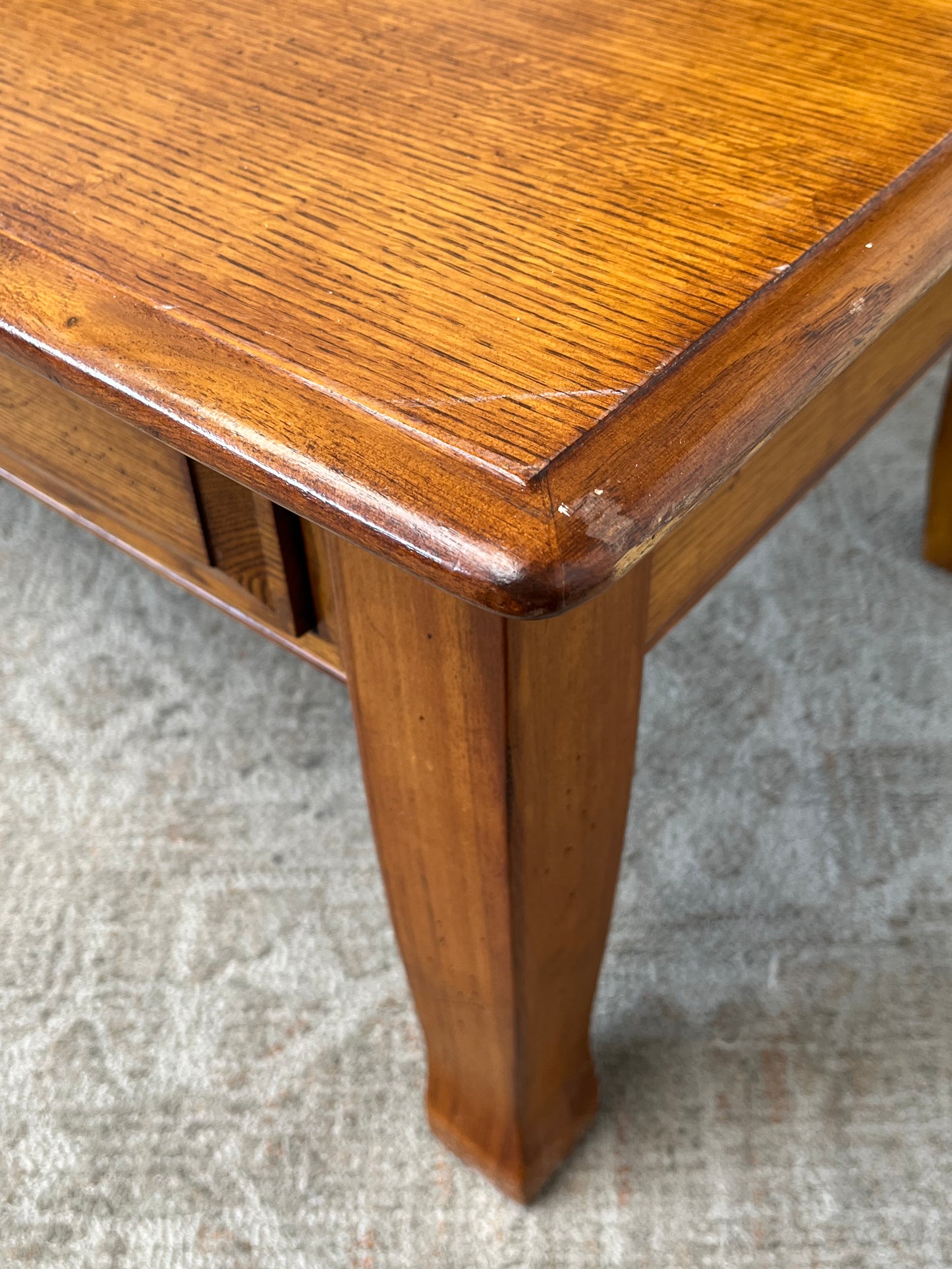 Traditional Coffee Table w/ Drawers
