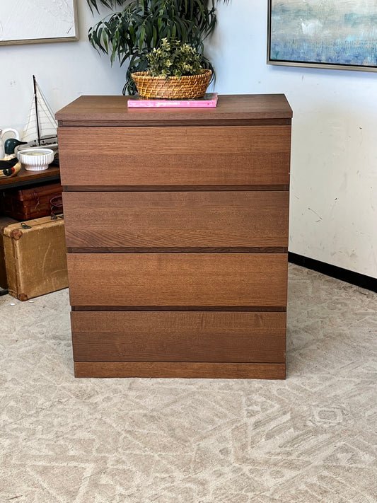Modern Style 4-Drawer Dresser