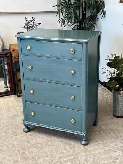 Traditional Style 4-Drawer Blue Dresser